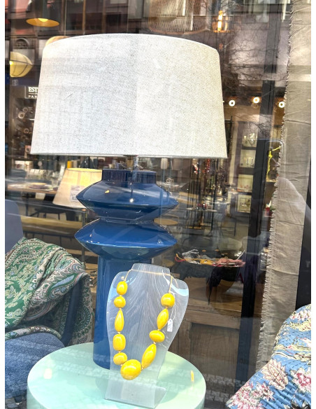 Tvarovaná stolní lampa z kovu v kobaltově modré - bez stínítka | LIGHT & LIVING