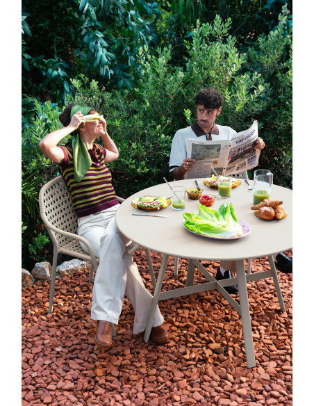 Zahradní hliníkové křeslo Croisette s výpletem | FERMOB h