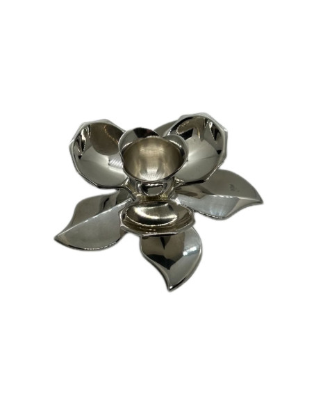 Elegantní svícen z alpaky ve tvaru lotosového květu | dovoz z Indie a