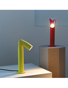 Designová stolní lampa Bender - oranžová | AXOLIGHT 2