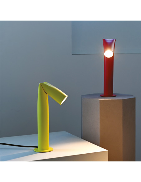 Designová stolní lampa Bender | AXOLIGHT a