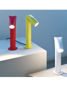 Designová stolní lampa Bender - malinová | AXOLIGHT 2