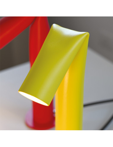 Designová stojací lampa Bender a | AXOLIGHT b