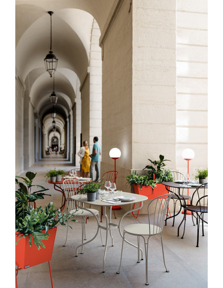 Zahradní květináč Basket - vysoký | FERMOB