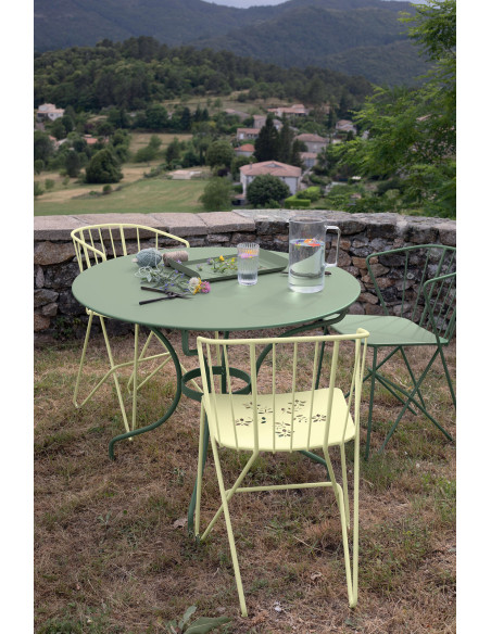 Zahradní jídelní stůl Romane Ø137 | FERMOB